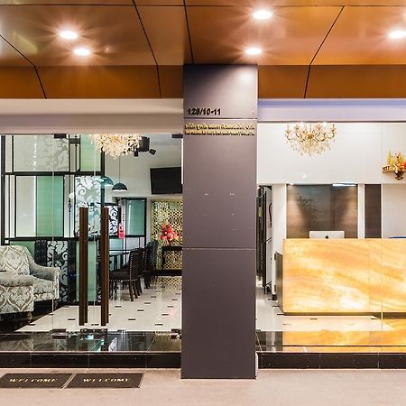 The Fah Silom Hotel Bangkok Exterior photo