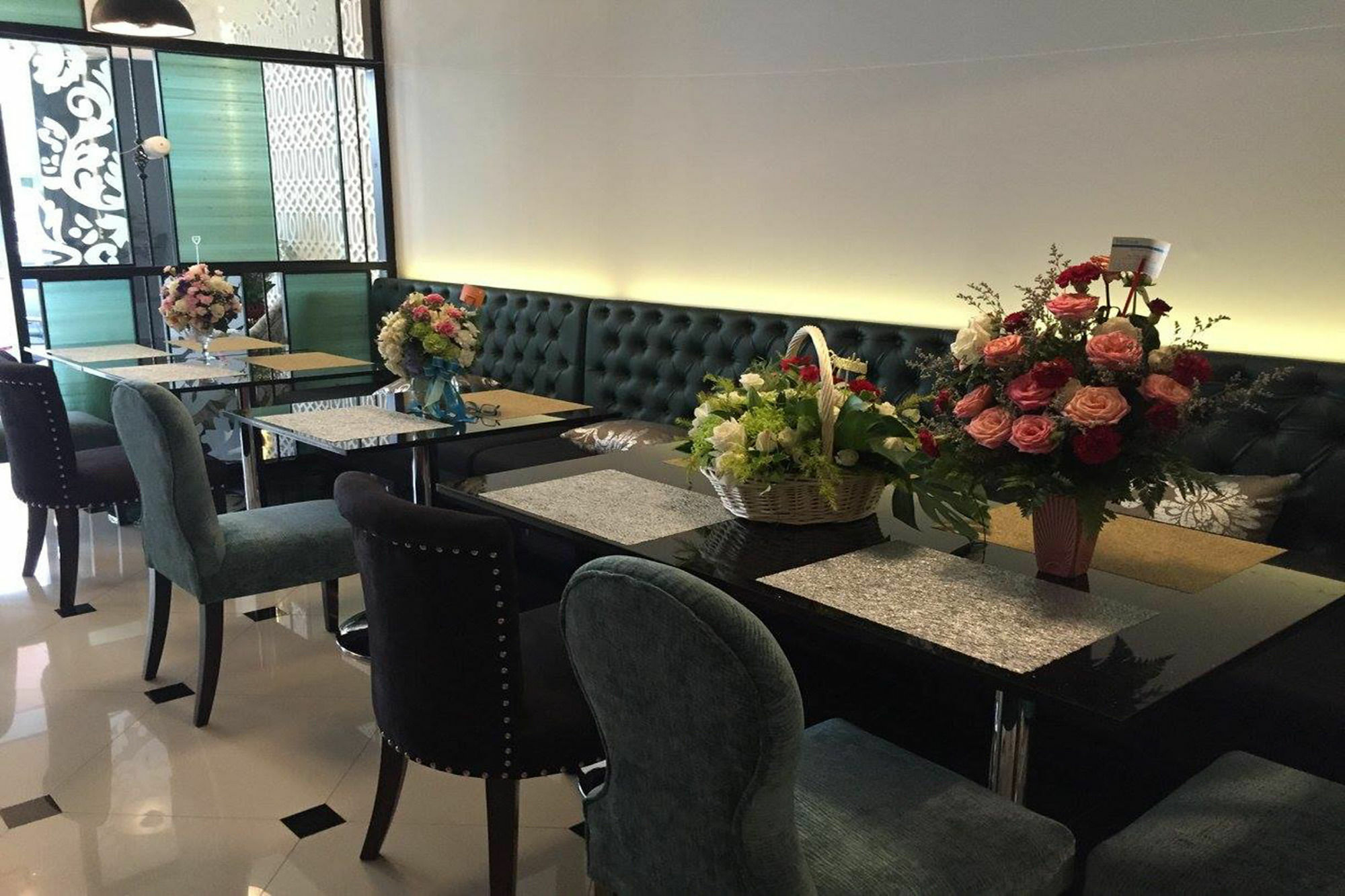 The Fah Silom Hotel Bangkok Exterior photo
